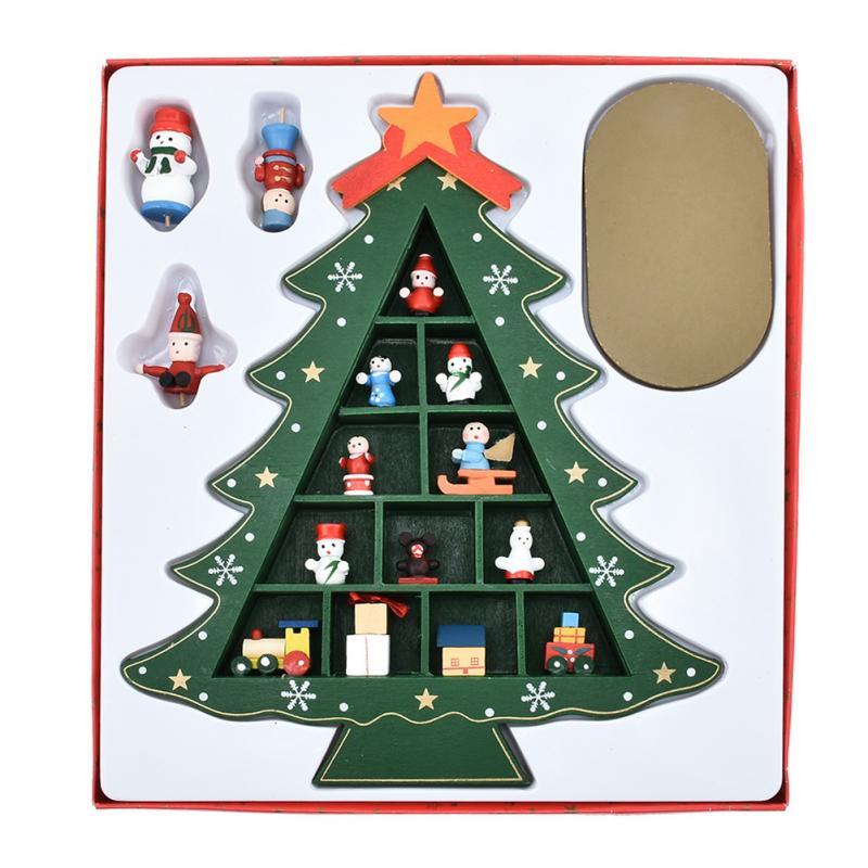 Wooden Christmas tree lattice window decoration