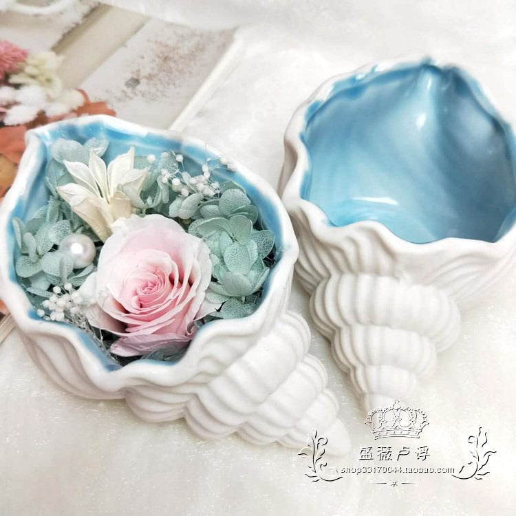 Ceramic Little Conch Eternal Flower Table