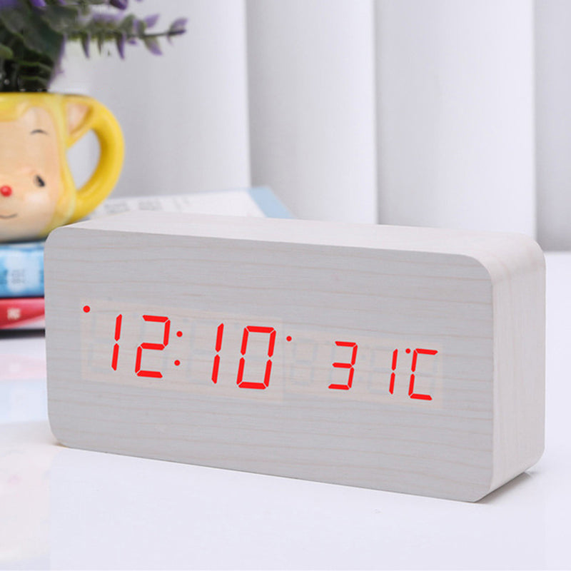 White wood clock | Love gadgets